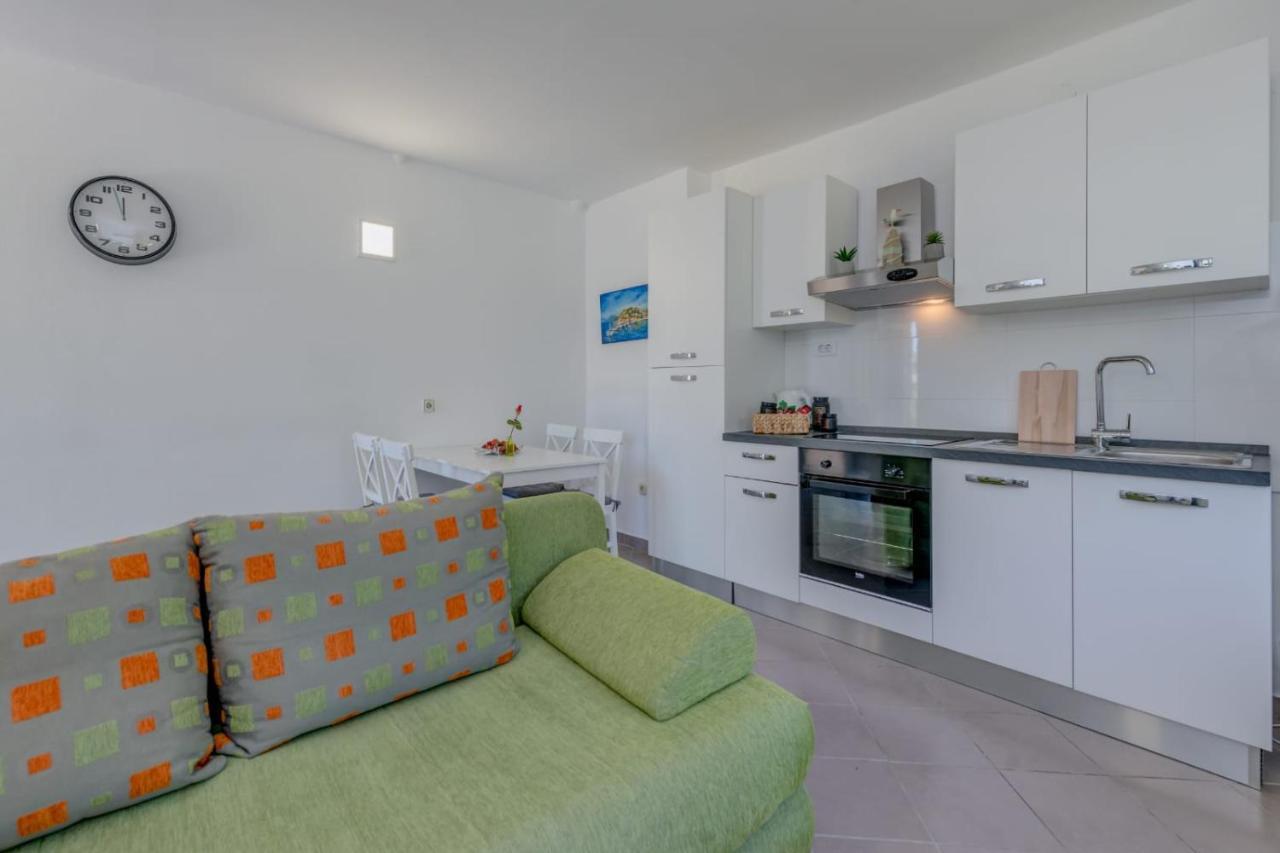 Holiday Home Kalinic Slatine Exterior foto